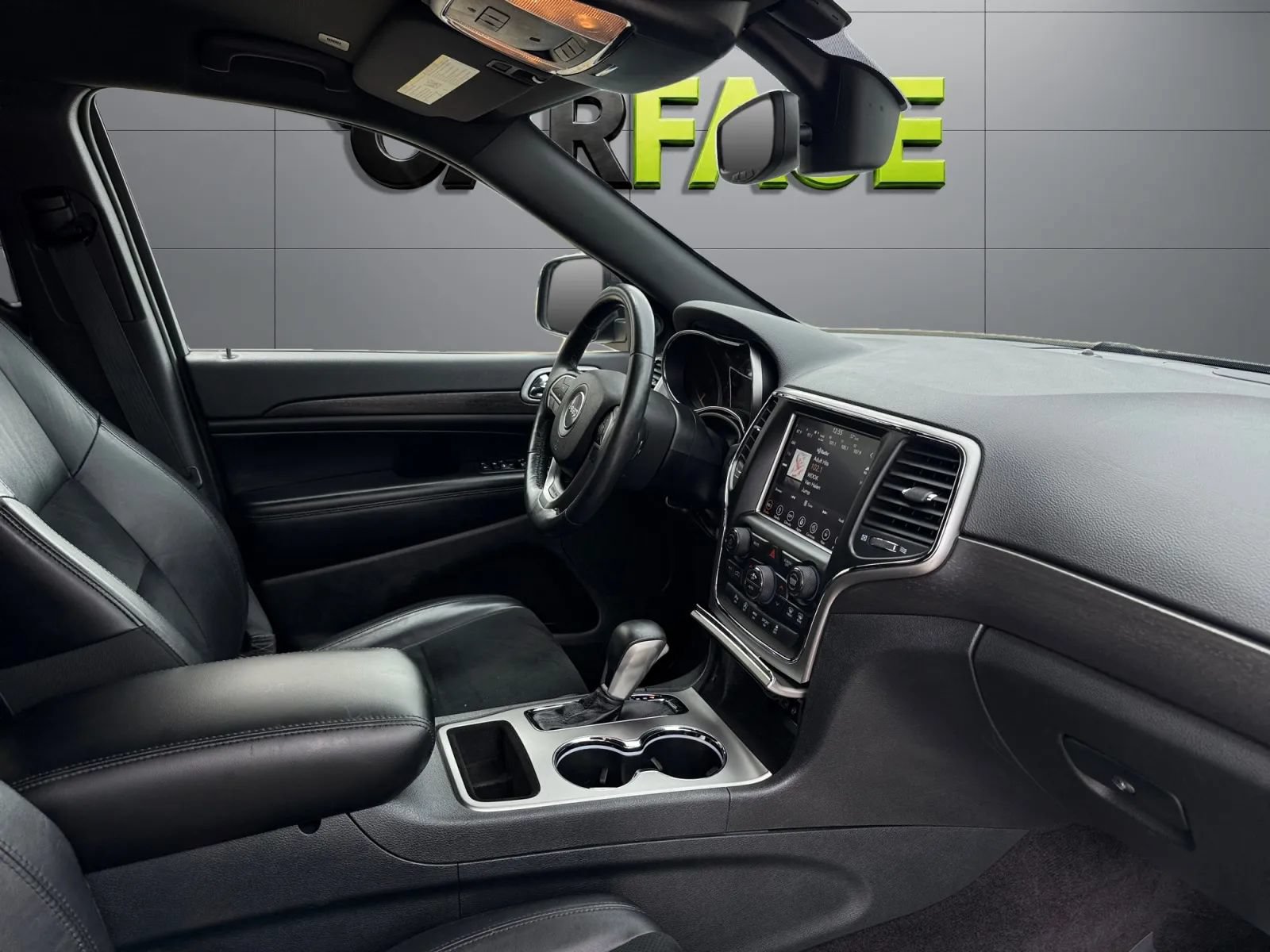 Used 2018 Jeep Grand Cherokee Altitude AWD/4WD image 23