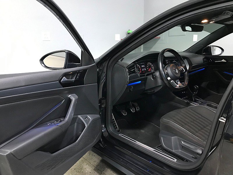Used 2020 Volkswagen Jetta GLI FWD image 9