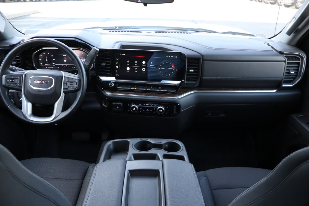 Used 2023 GMC Sierra 1500 Elevation w/ LPO, Elevation Black Package AWD/4WD image 15