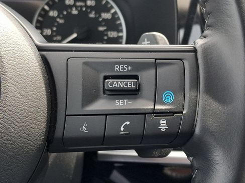Used 2025 Nissan Pathfinder SV AWD/4WD image 20