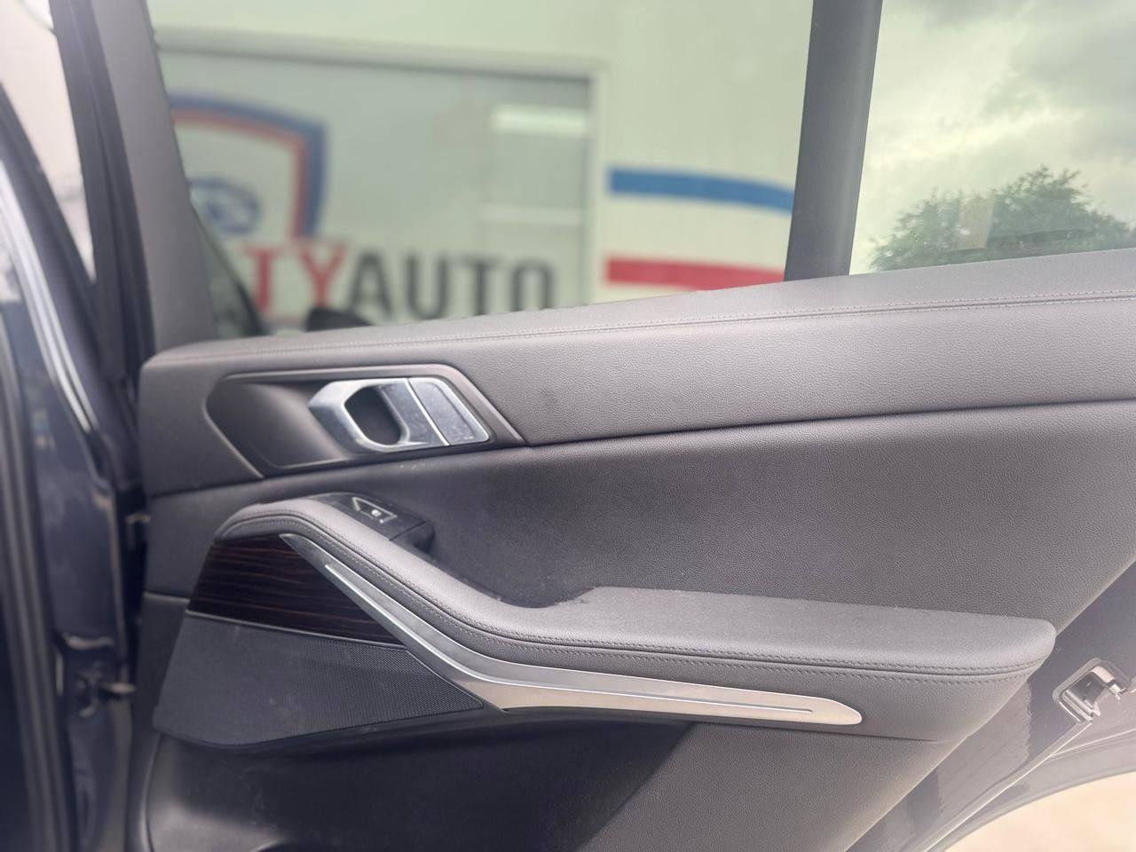 Used 2020 BMW X5 sDrive40i w/ Premium Package RWD image 60