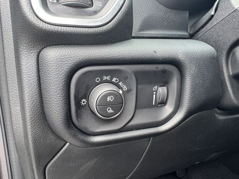 Used 2026 RAM 2500 Big Horn AWD/4WD image 34