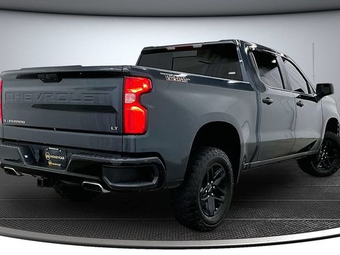 Used 2020 Chevrolet Silverado 1500 LT Trail Boss AWD/4WD image 6