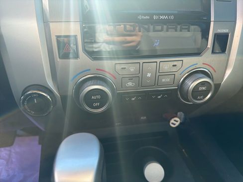 Used 2017 Toyota Tundra Limited image 18