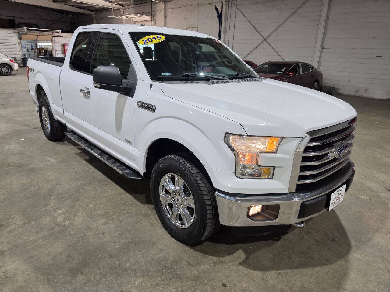 Used 2015 Ford F150 XLT w/ Equipment Group 302A Luxury AWD/4WD image 21