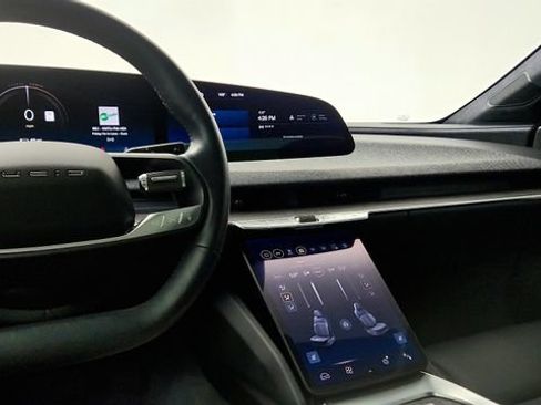 Used 2024 Lucid Air Touring AWD/4WD image 61