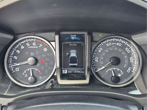 Used 2022 Toyota Tacoma TRD Sport AWD/4WD image 14