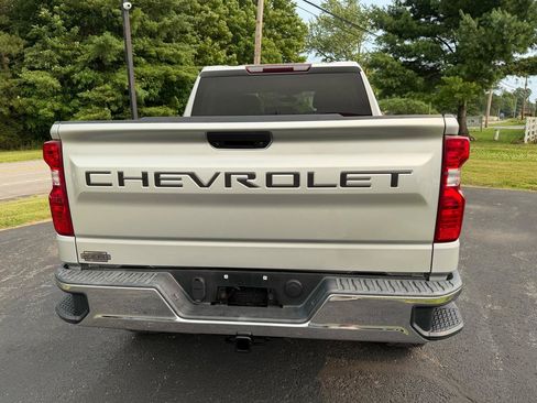 Used 2019 Chevrolet Silverado 1500 LT AWD/4WD image 6