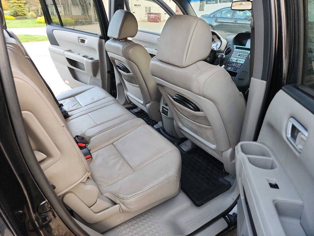 Used 2010 Honda Pilot Touring image 12