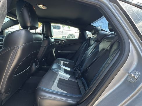 Used 2015 Chrysler 200 S FWD image 12