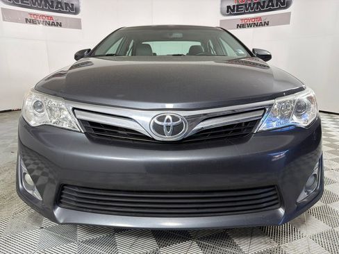 Used 2012 Toyota Camry XLE w/ Leather Pkg image 9