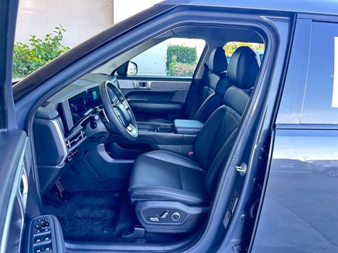 Used 2025 Hyundai Santa Fe SEL image 29