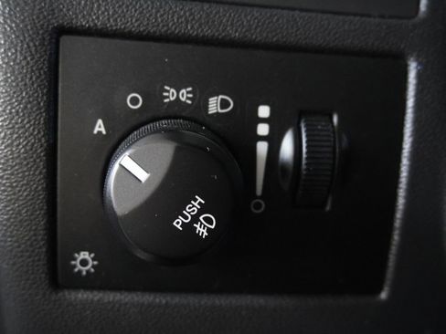 Used 2009 Dodge Challenger SRT8 w/ SRT Option Group II image 29