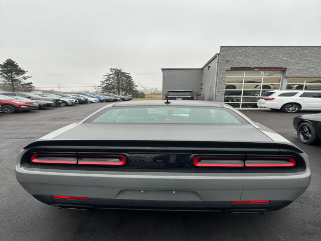Used 2023 Dodge Challenger SRT Hellcat Redeye RWD image 16