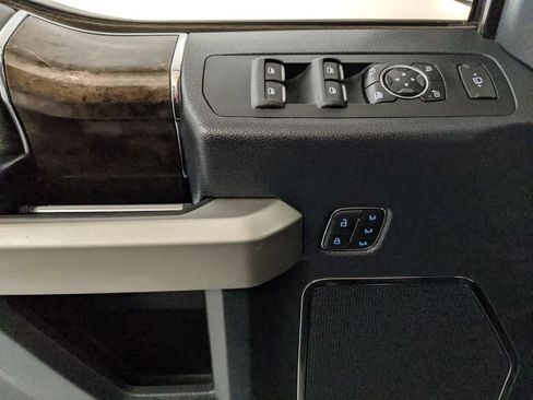 Used 2022 Ford F250 Lariat w/ Lariat Value Package image 16