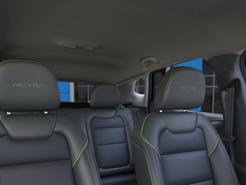 New 2026 Chevrolet Trax ACTIV FWD image 24