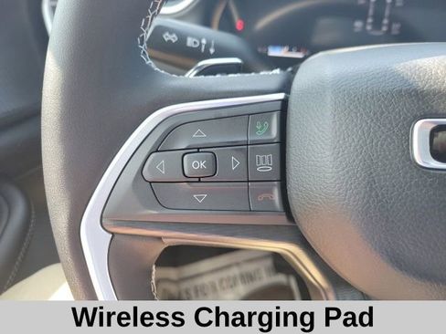 New 2025 Jeep Grand Cherokee L Altitude image 14