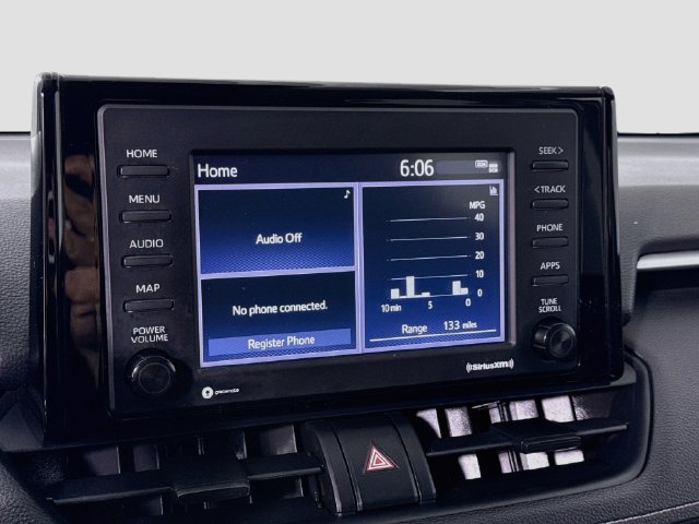 Used 2020 Toyota RAV4 LE FWD image 14