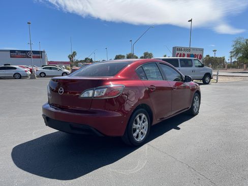 Used 2010 MAZDA MAZDA3 i Touring image 5