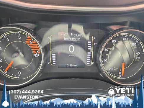Used 2020 Jeep Cherokee Latitude Plus w/ Comfort/Convenience Group AWD/4WD image 19