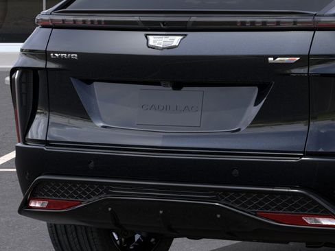 New 2026 Cadillac Lyriq V w/ LPO, Floor Liner Package AWD/4WD image 14