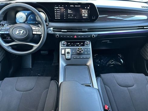 Used 2025 Hyundai Palisade Calligraphy image 10
