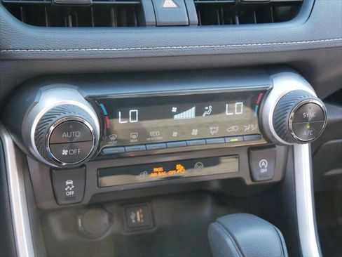 Certified 2024 Toyota RAV4 XLE AWD/4WD image 19