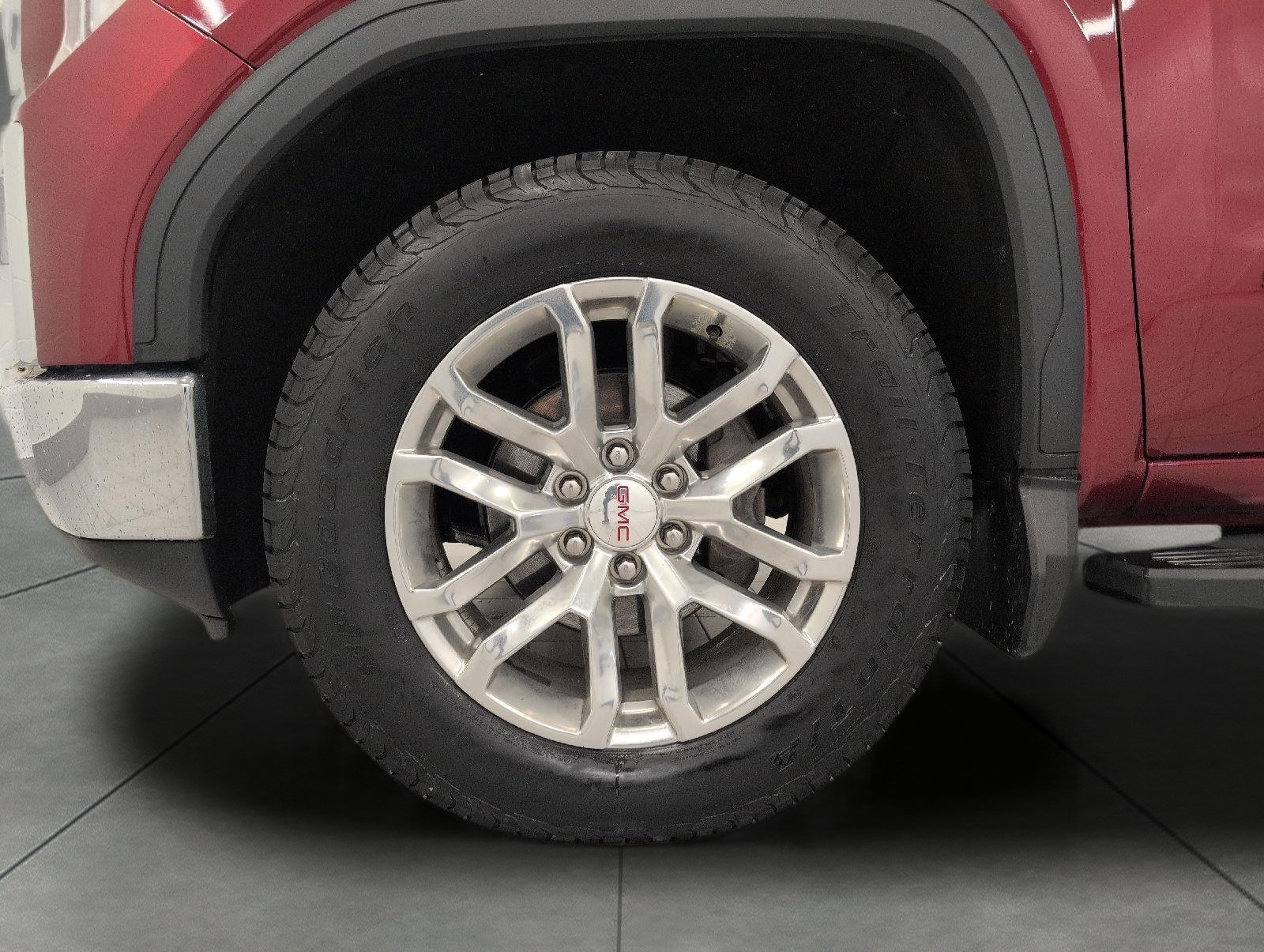 Used 2020 GMC Sierra 1500 SLT w/ SLT Premium Package AWD/4WD image 3