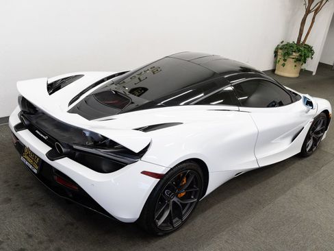 Used 2019 McLaren 720S Luxury RWD image 28