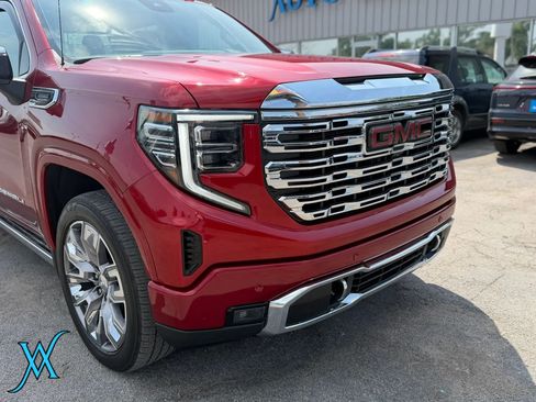 Used 2024 GMC Sierra 1500 Denali w/ Denali Reserve Package AWD/4WD image 10