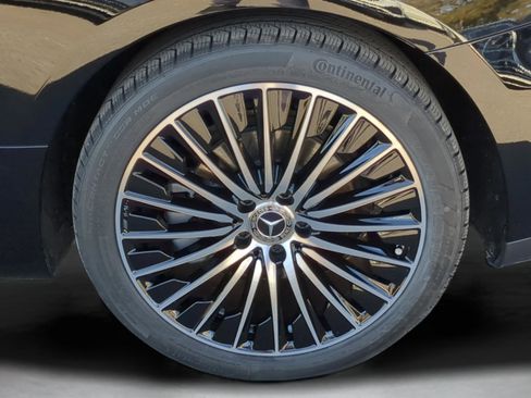 Certified 2026 Mercedes-Benz CLE 300 4MATIC Coupe image 33