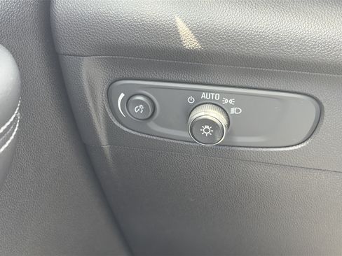 Used 2021 Buick Envision Preferred AWD/4WD image 25
