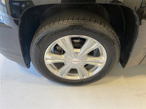 Used 2017 GMC Terrain SLT w/ Open Road Package image 38