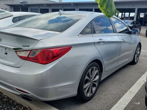 Used 2013 Hyundai Sonata SE FWD image 4