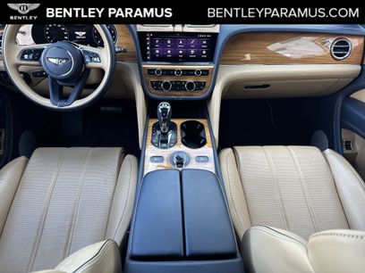 Used 2022 Bentley Bentayga V8