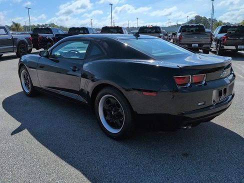 Used 2013 Chevrolet Camaro LS RWD image 5