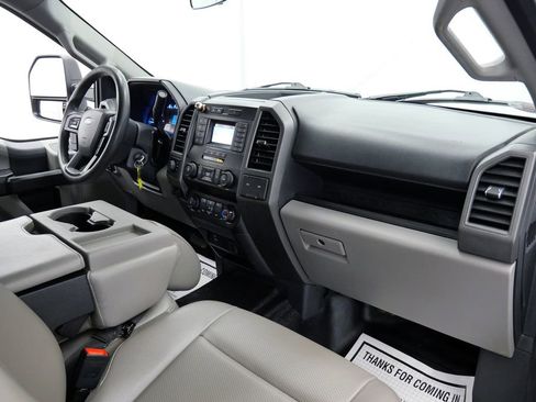 Used 2022 Ford F350 XL w/ Power Equipment Group AWD/4WD image 16