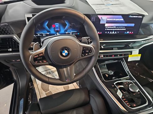 New 2026 BMW X5 xDrive40i w/ M Sport Package image 17