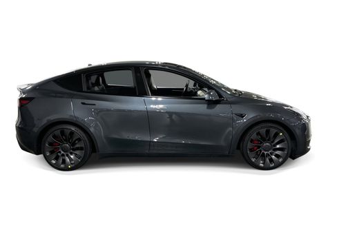 Certified 2023 Tesla Model Y Performance AWD/4WD image 7