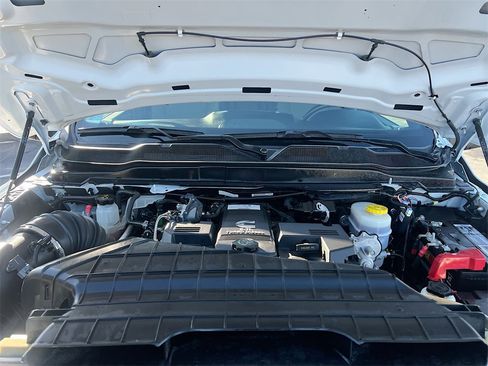 Used 2023 RAM 2500 Big Horn w/ Level 2 Equipment Group image 28