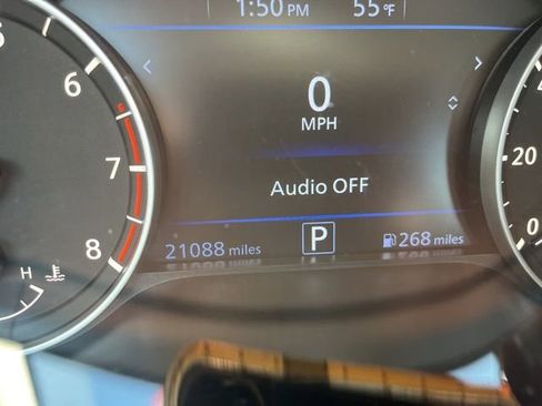 Used 2025 Nissan Altima 2.5 SV FWD image 34