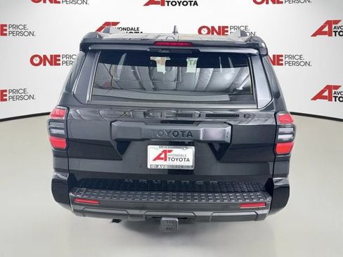 Certified 2025 Toyota 4Runner SR5 AWD/4WD image 7
