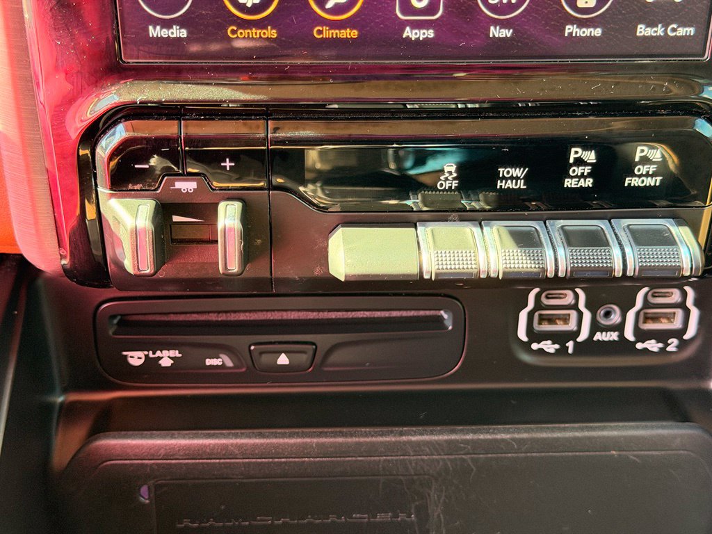 Used 2019 RAM 1500 Limited AWD/4WD image 24