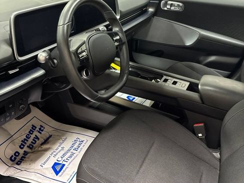 Used 2024 Hyundai Ioniq 6 SE RWD image 12