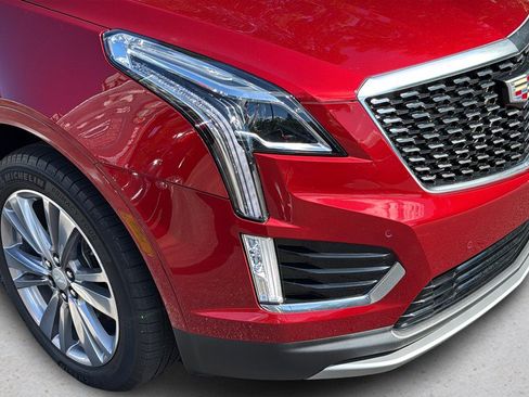Certified 2024 Cadillac XT5 Premium Luxury AWD/4WD image 10