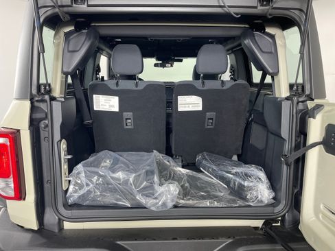 New 2026 Ford Bronco 2-Door w/ Sasquatch Package AWD/4WD image 7