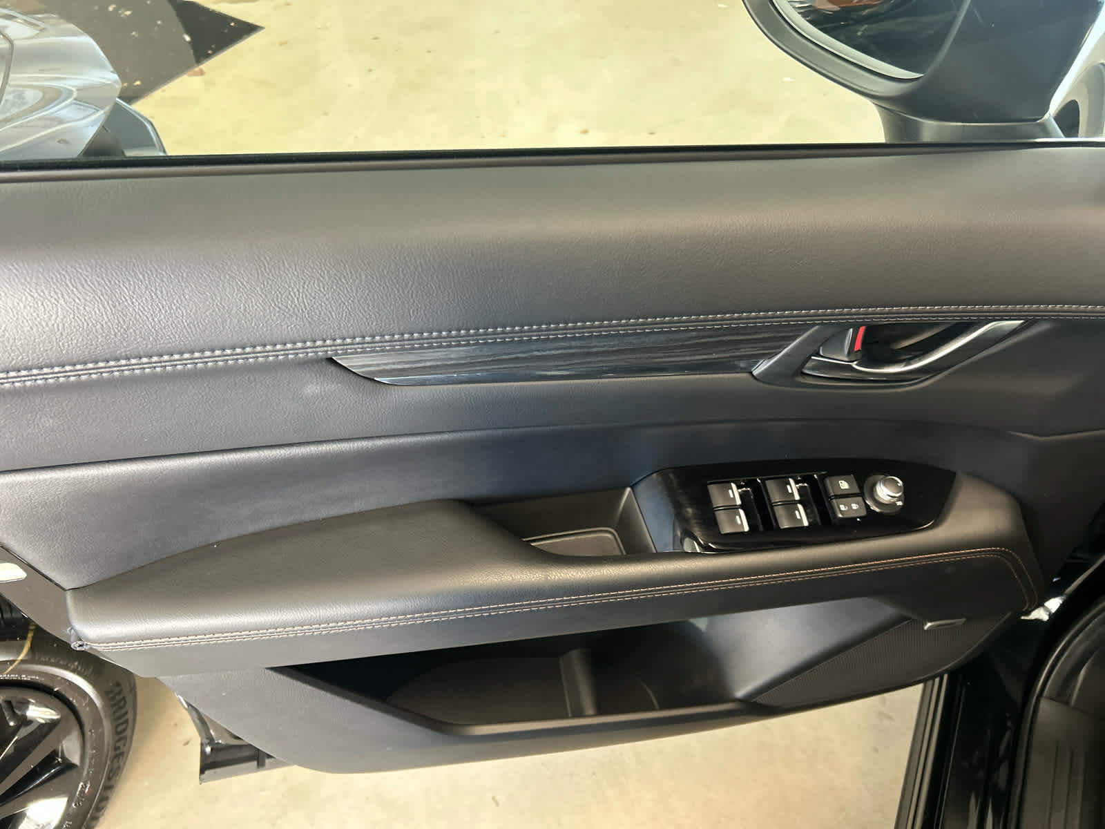 Used 2023 MAZDA CX-5 AWD 2.5 S w/ Premium Package image 18