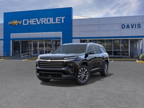 New 2026 Chevrolet Traverse LT image 8