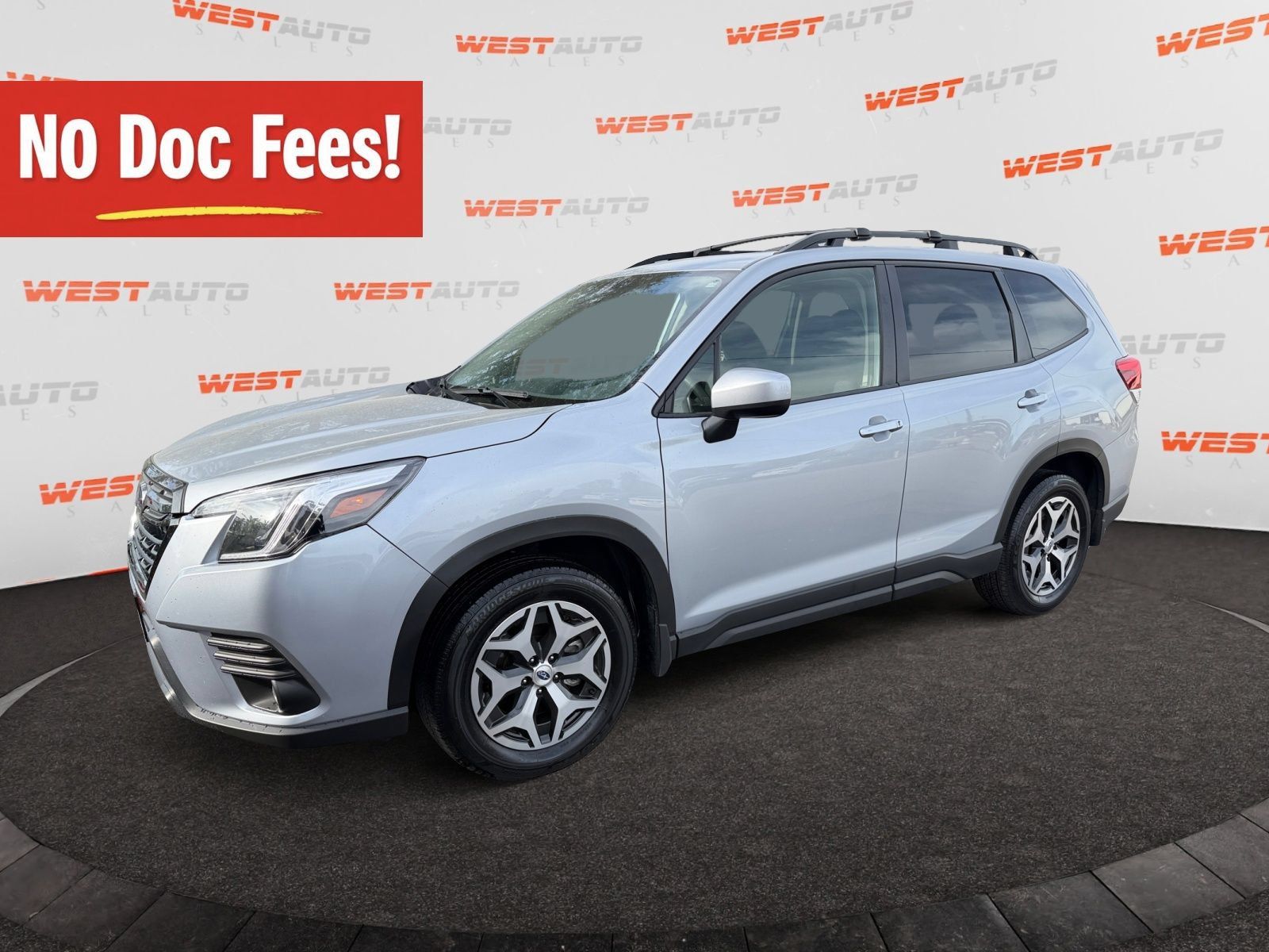 Used 2024 Subaru Forester Premium AWD/4WD image 1