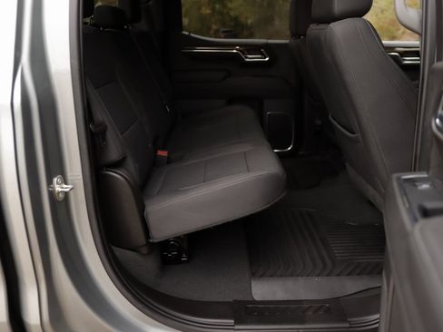 Used 2023 Chevrolet Silverado 1500 LT image 28